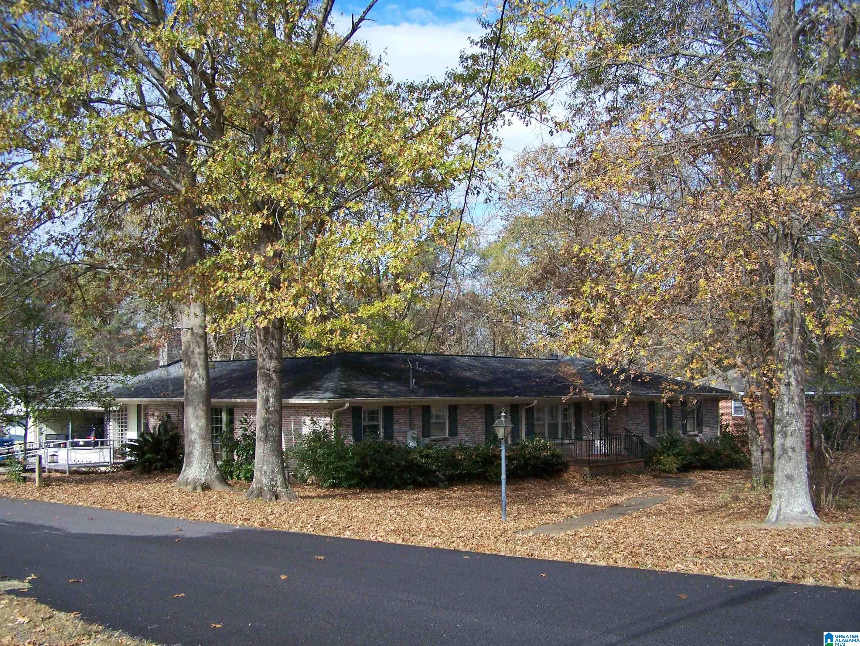 400 Williams Avenue Rainbow City, AL 35906 - Photo 1 of 47