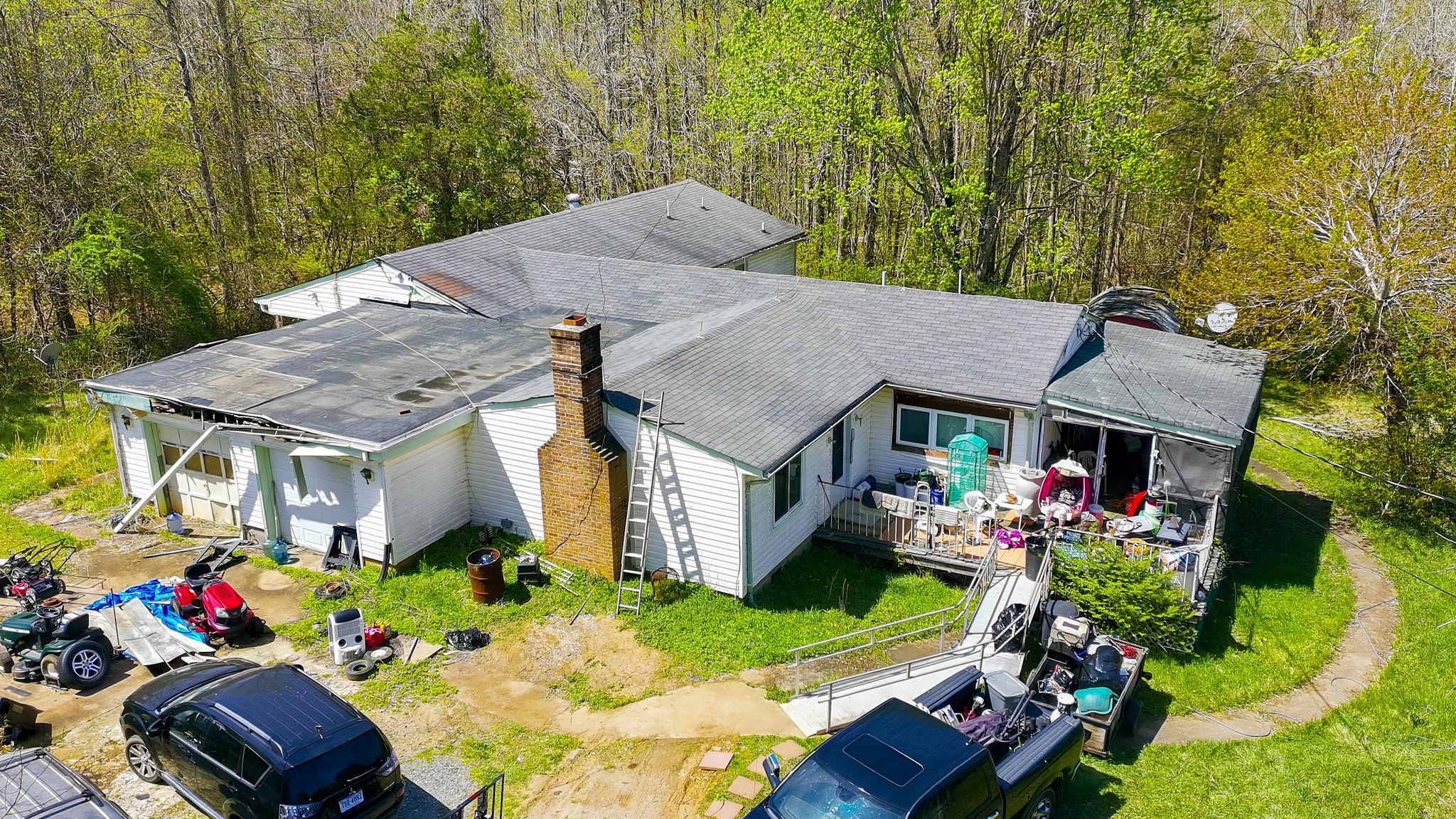 2263 Buckner Road Bumpass, VA 23024 - Photo 3 of 26 Investors dream project waiting for you!