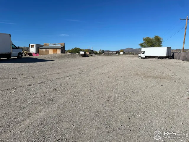 a view of outdoor space with city view