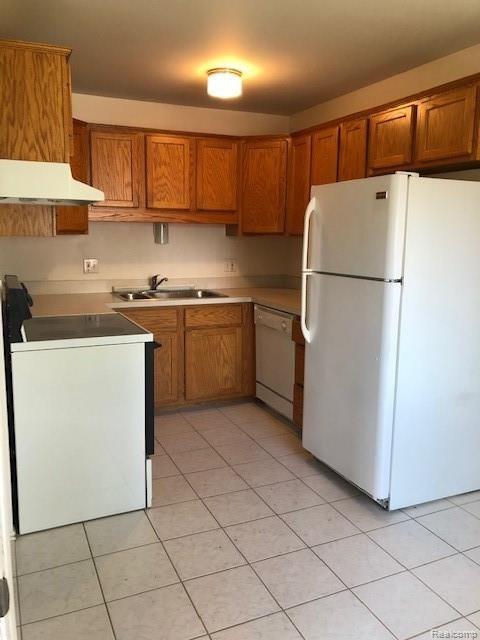 8401 18 18 Mile Road, Unit 173 Sterling Heights, MI 48313 - Photo 4 of 12