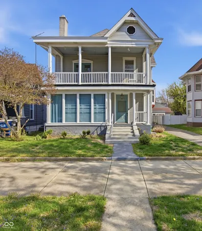 $309,900 | 336 West Broadway Street, Shelbyville, IN 46176