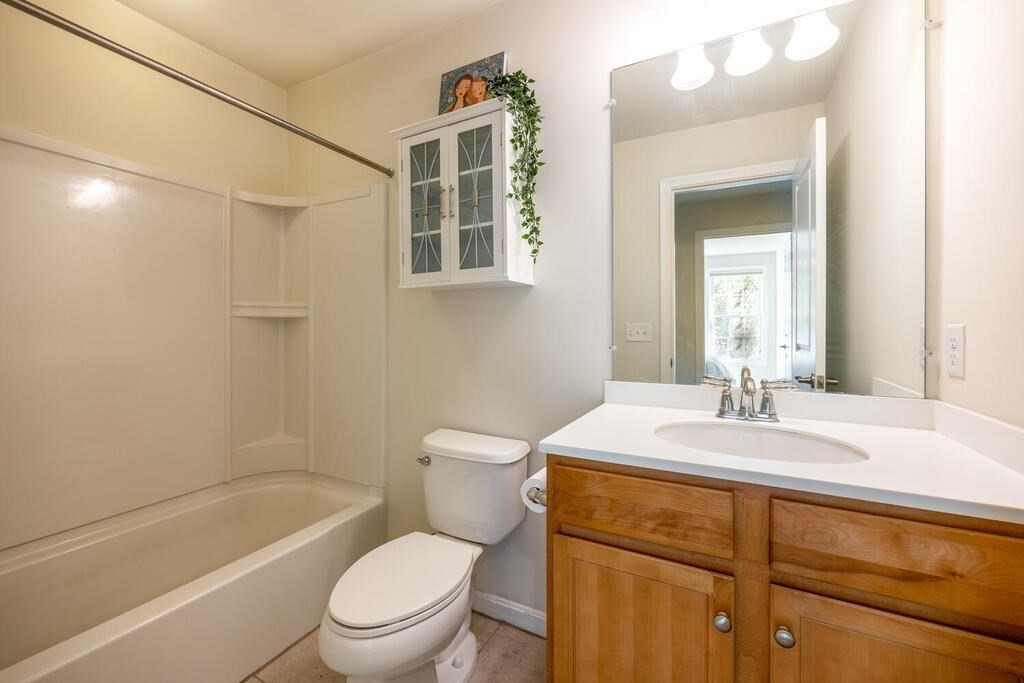 47 Jacob Way, Unit 47 Reading, MA 01867 - Photo 17 of 29