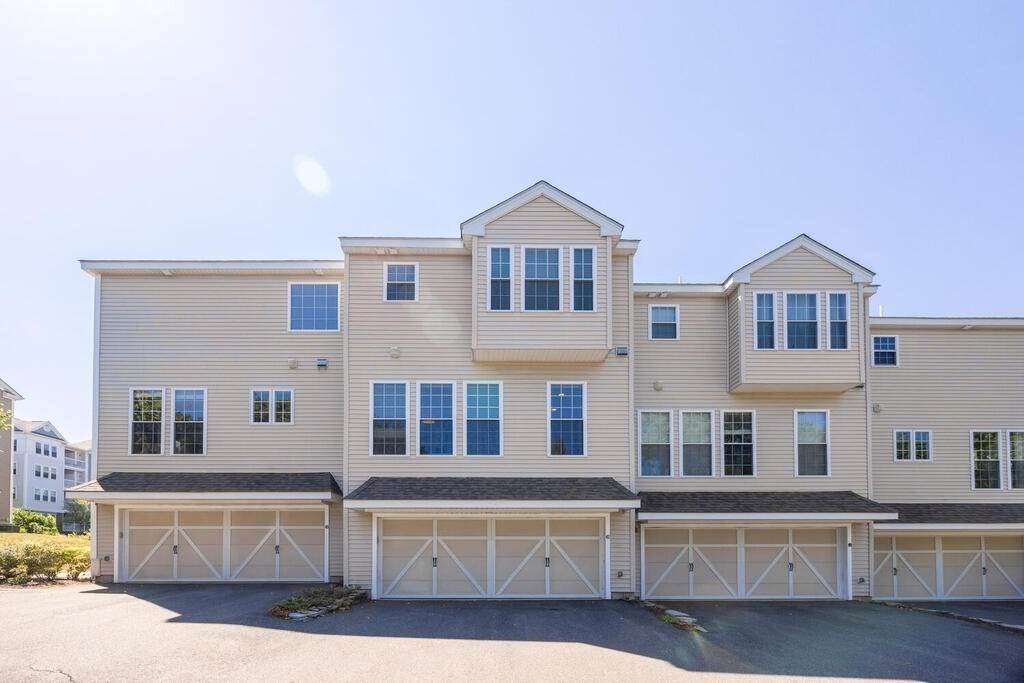 47 Jacob Way, Unit 47 Reading, MA 01867 - Photo 24 of 29