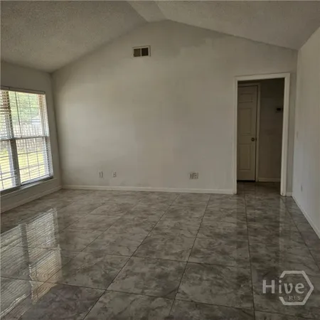 $2,000 | 711 Plantation Drive, Rincon, GA 31326