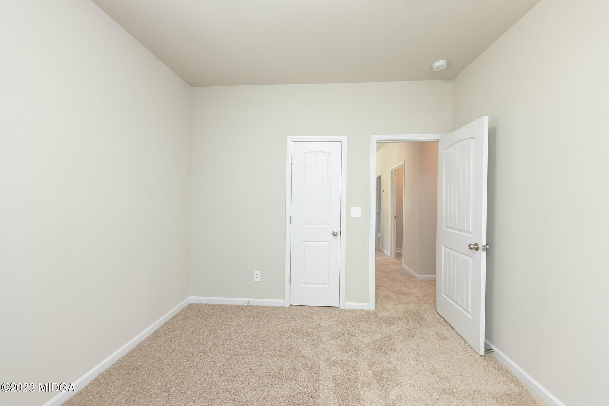 155 Cherokee Rose Drive Jackson, GA 30233 - Photo 19 of 32 a view of an empty room