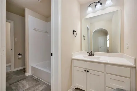 $775,000 | 1009 Holston Hills Trail, Roanoke, TX 76262