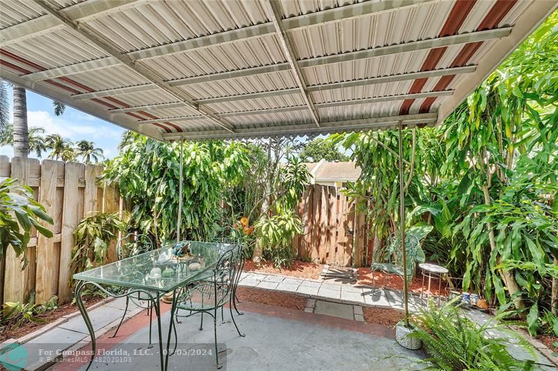 3021 Northwest 68th St Unit 11G  