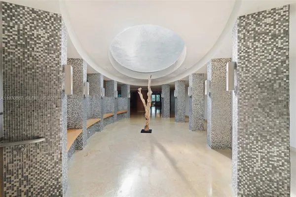 $649,500 | 900 Biscayne Boulevard, Unit 3110, Miami, FL 33132