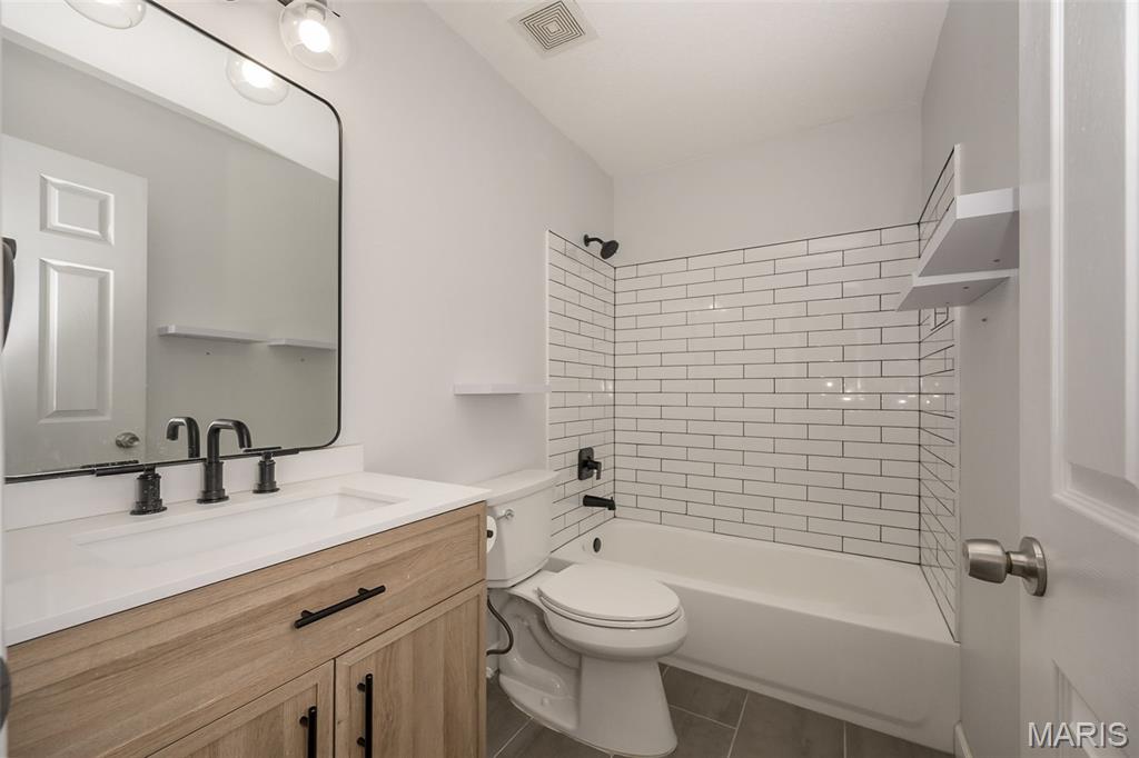 461 Elm Crossing Court Ballwin, MO 63021 - Photo 27 of 35