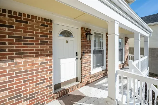 $416,900 | 461 Elm Crossing Court, Ballwin, MO 63021