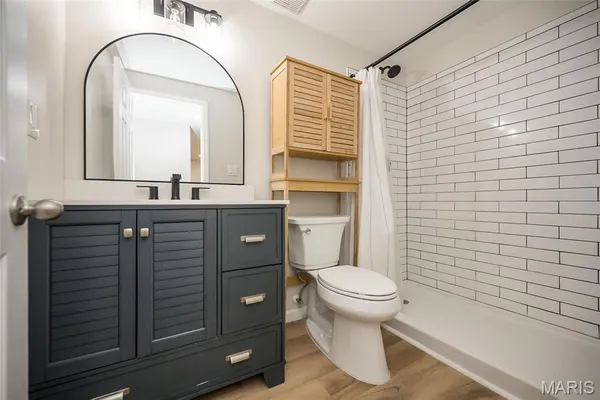 $416,900 | 461 Elm Crossing Court, Ballwin, MO 63021