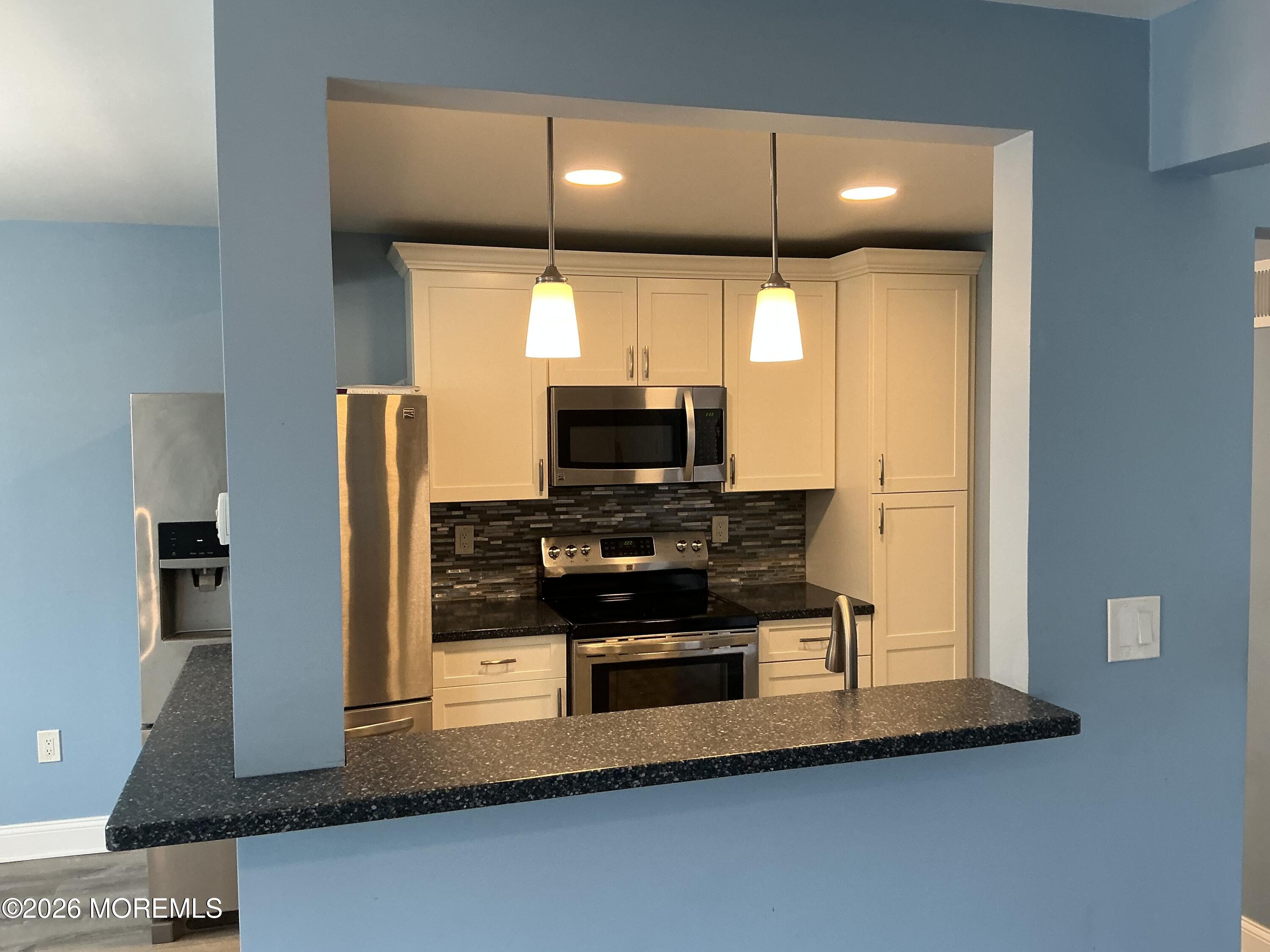 3 Peacock Place Howell, NJ 07731 - Photo 7 of 20 2018 Renovated Kitchen