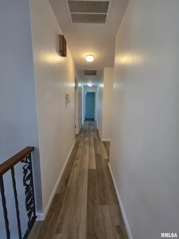 $345,000 | 211 Country Lane, Quincy, IL 62305