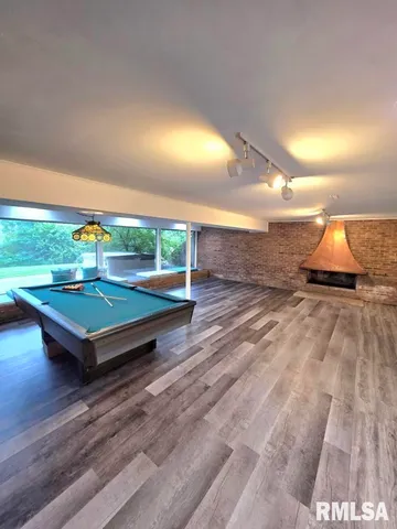 $345,000 | 211 Country Lane, Quincy, IL 62305