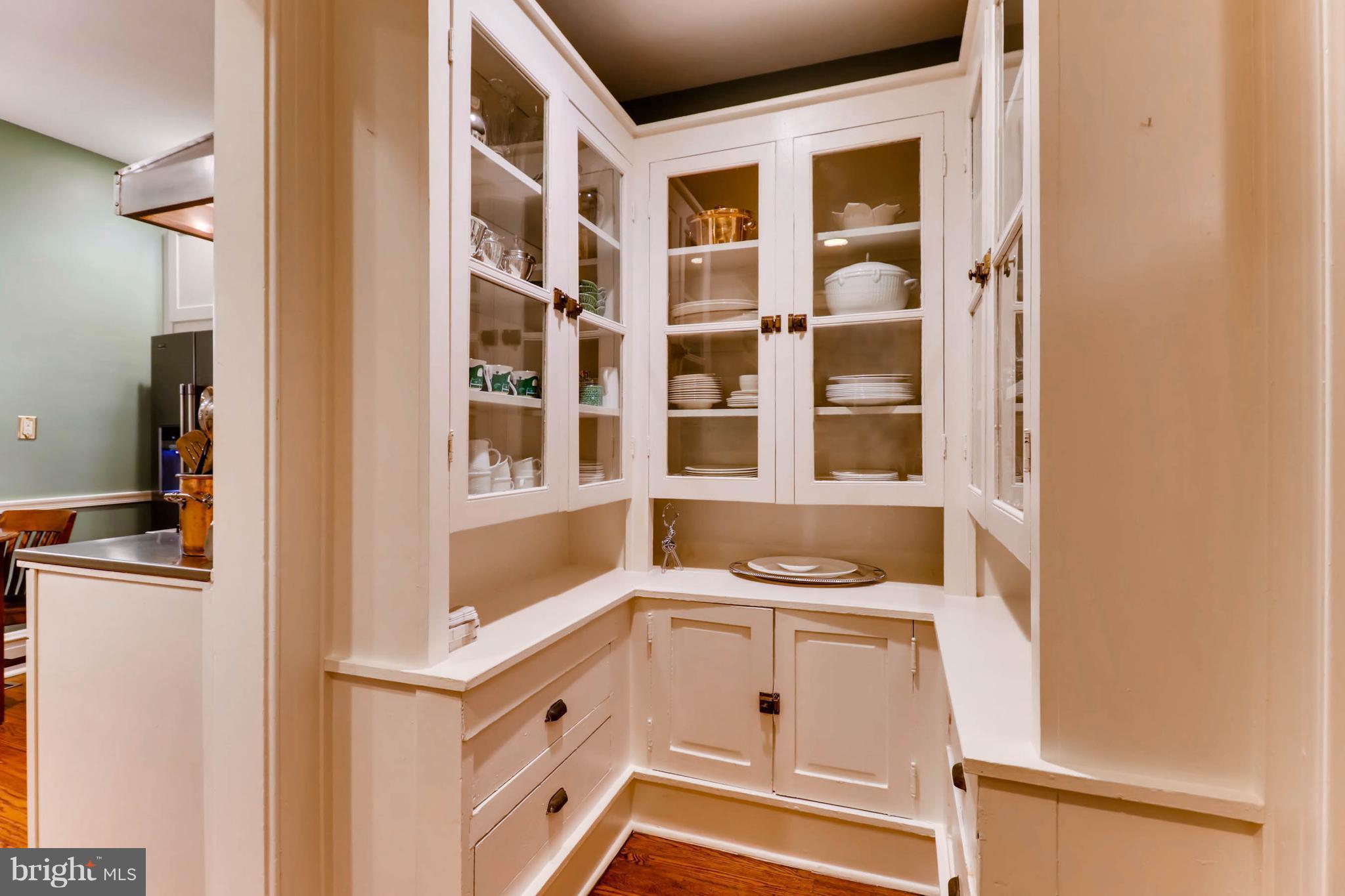 17 Elmwood Road Baltimore, MD 21210 - Photo 12 of 30 Wonderful Storage In Butlers Pantry