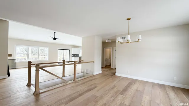 $499,500 | 2716 West Woods Edge Drive, Peoria, IL 61614