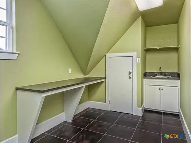 $1,075,000 | 1905 Canyon Springs Drive, Belton, TX 76513