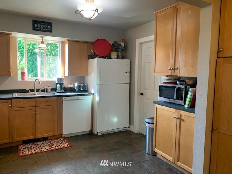 110 Hudon Road Sequim, WA 98382 - Photo 9 of 40 Gallery Image 9