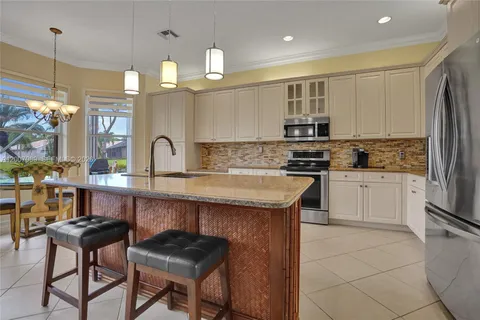 $550,000 | 8257 La Jolla Vista Lane, Lake Worth, FL 33467