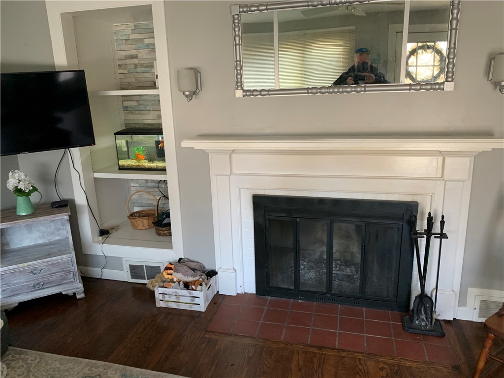 85 Normandy Road South Kingstown, RI 02879 - Photo 3 of 10