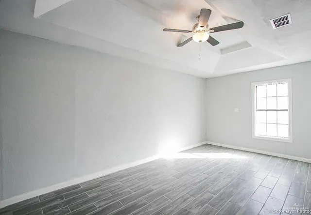 $1,800 | 221 South 17th Street, McAllen, TX 78501