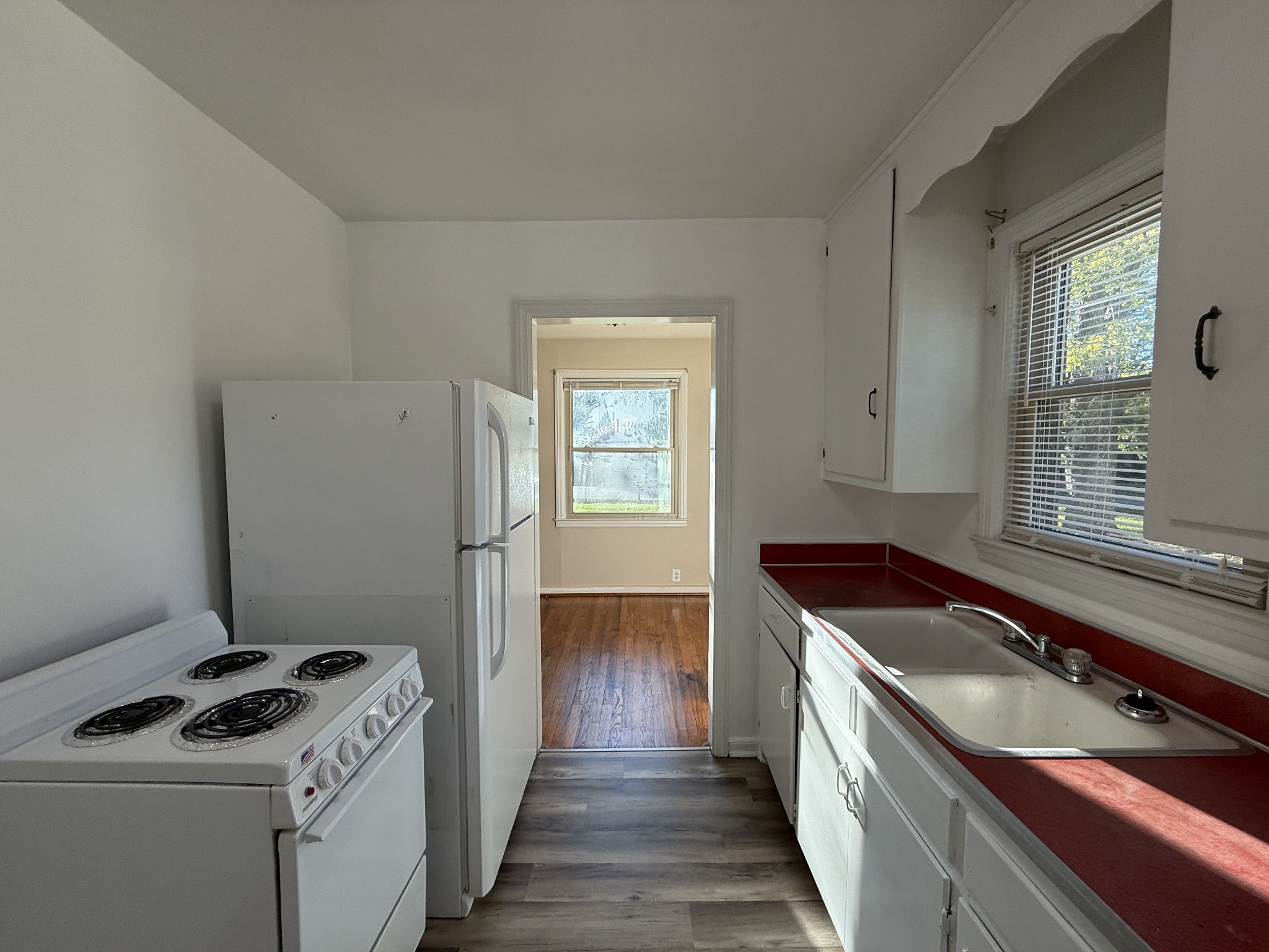 734 Ridgelawn Place Tullahoma, TN 37388 - Photo 10 of 17