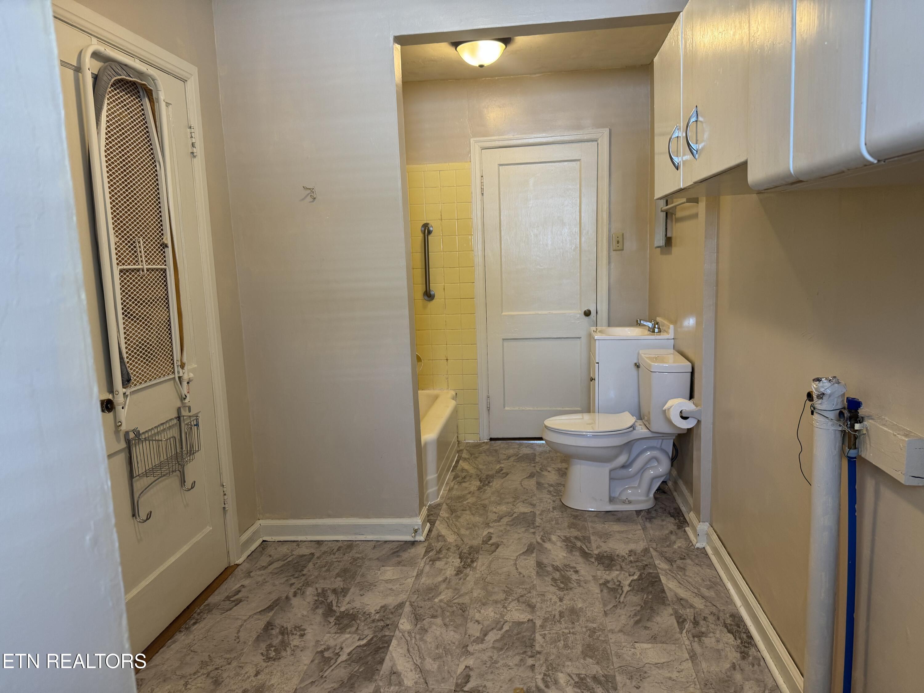 1315 East Red Bud Road Knoxville, TN 37920 - Photo 10 of 32 IMG_6934