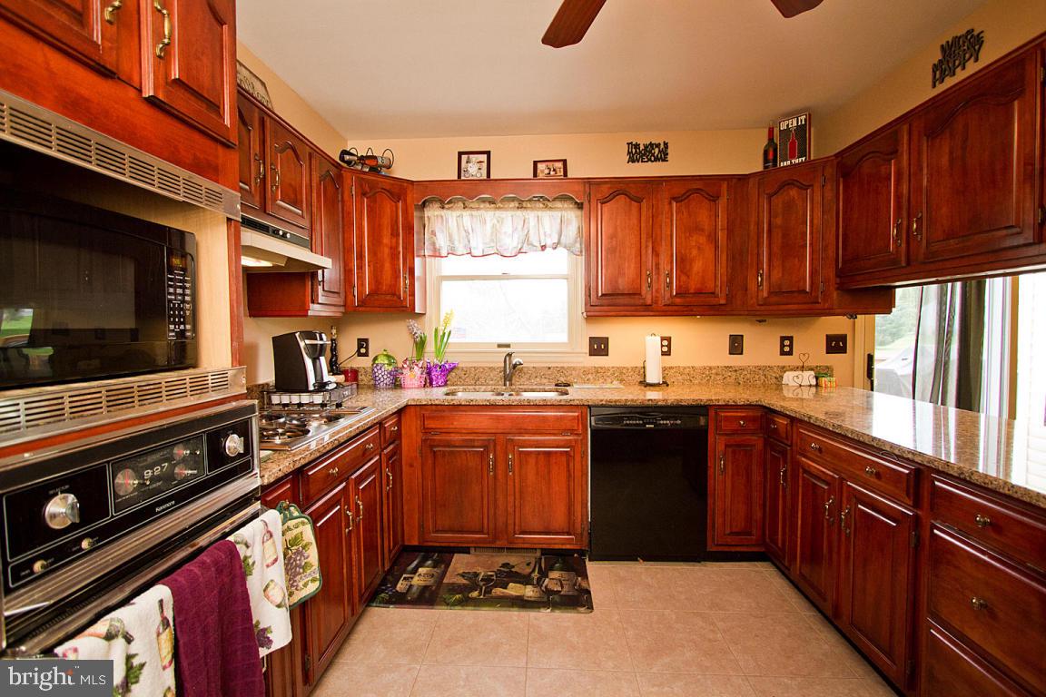 294 Browning Road Lancaster, PA 17602 - Photo 19 of 44 Gallery Image 19