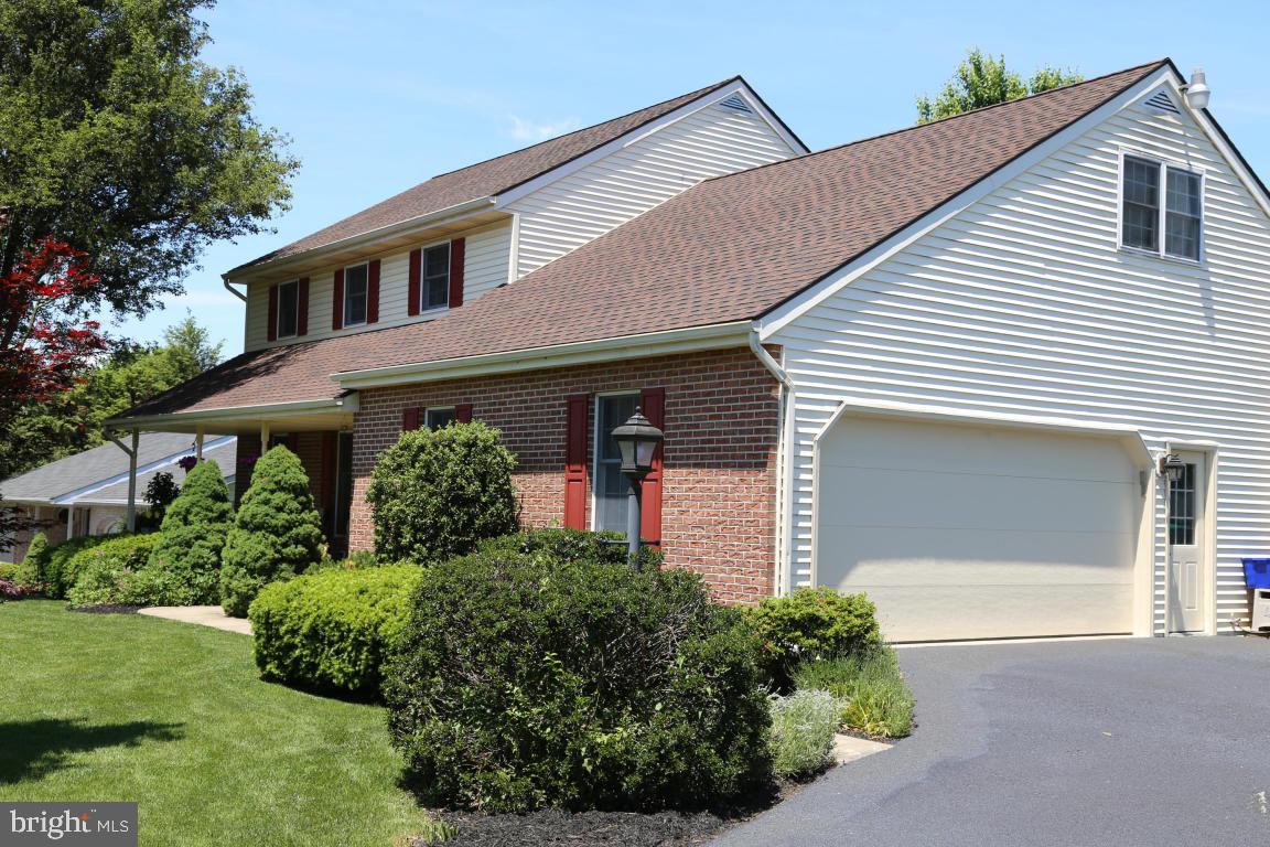 294 Browning Road Lancaster, PA 17602 - Photo 9 of 44 Gallery Image 9