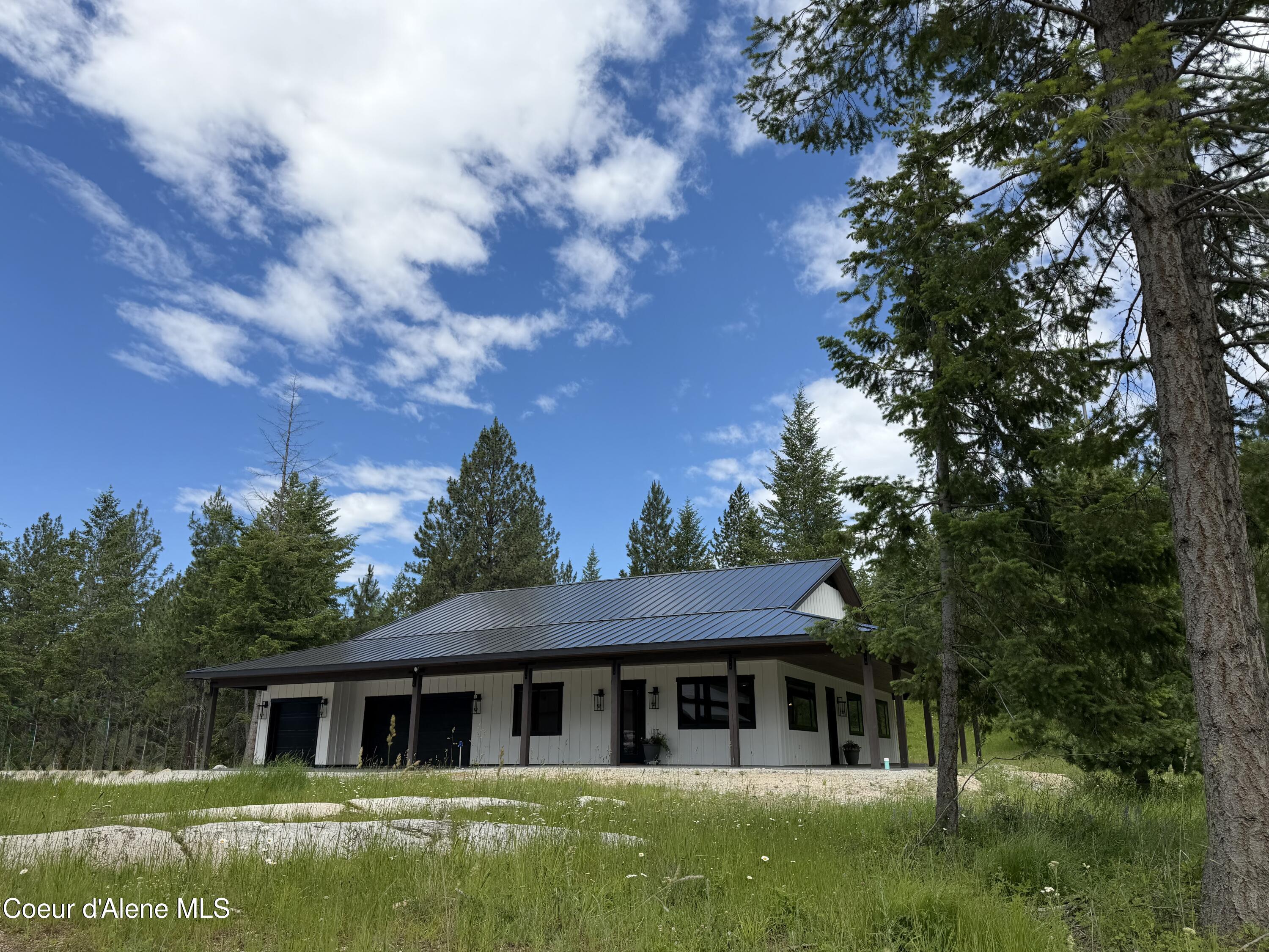 1520 Wrenco Loop Sandpoint, ID 83864 - Photo 2 of 37 IMG_0324
