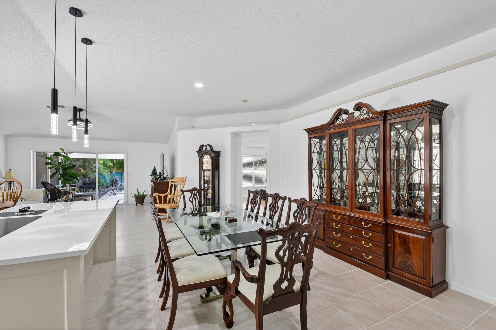 1084 Aspri Way Riviera Beach, FL 33418 - Photo 7 of 78 7-web-or-mls-DSC_3574