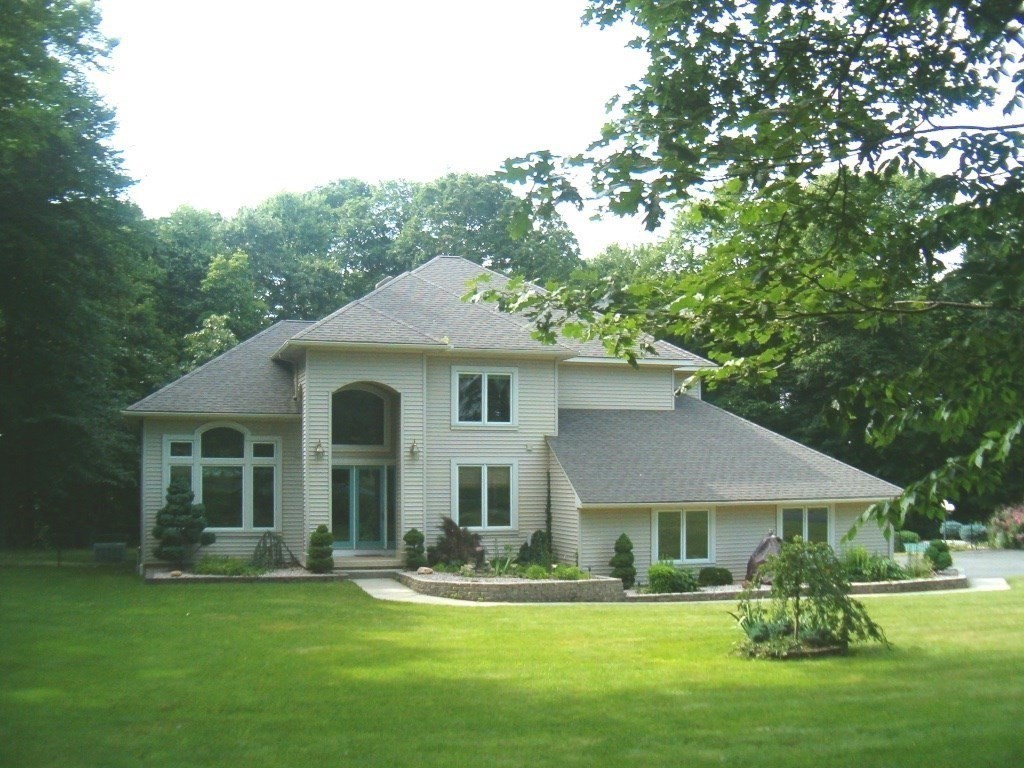 35 Hockanum Road Hadley, MA 01035 - Photo 1 of 21 Gallery Image 1