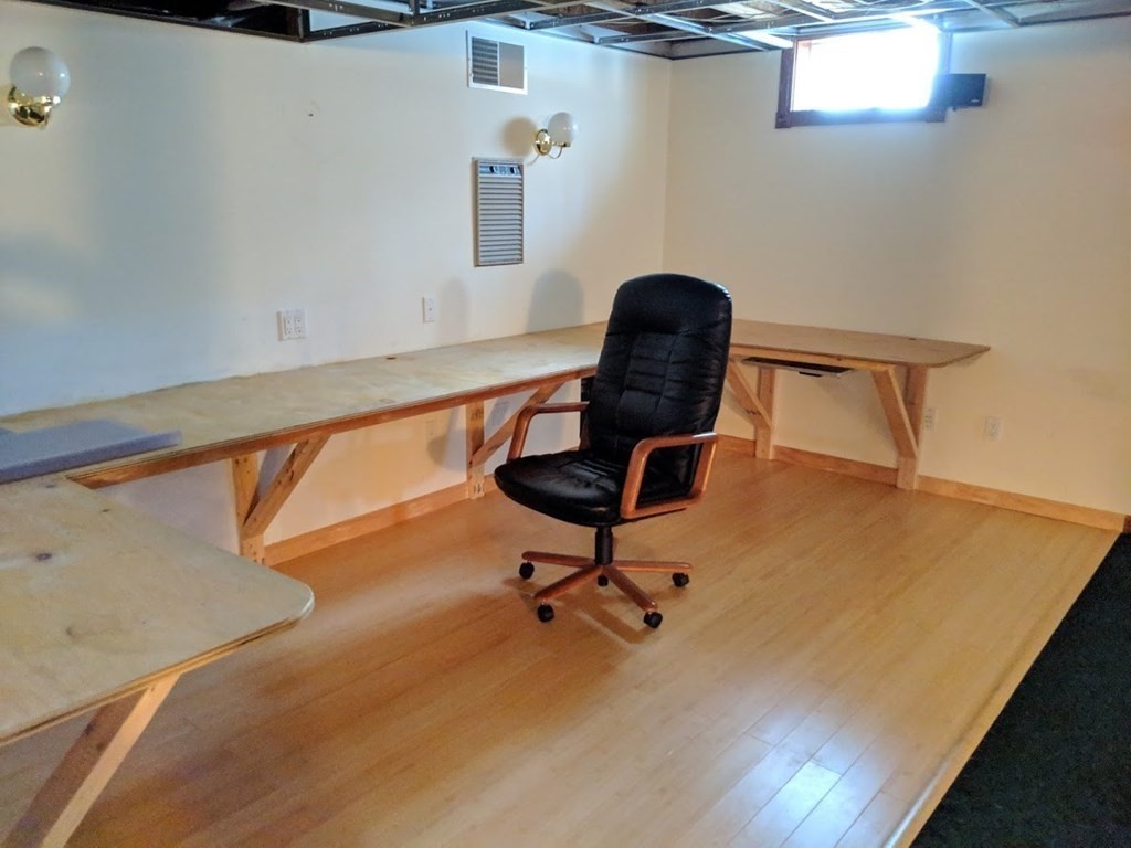 35 Hockanum Road Hadley, MA 01035 - Photo 17 of 21 Gallery Image 17