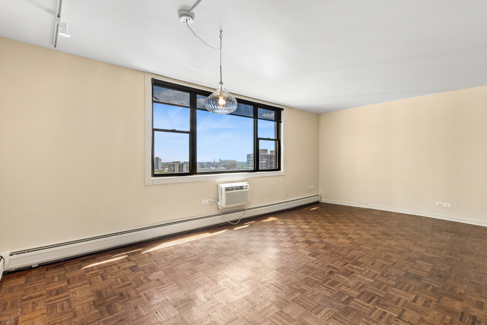 6325 North Sheridan Road, Unit 1606 Chicago, IL 60660 - Photo 3 of 21