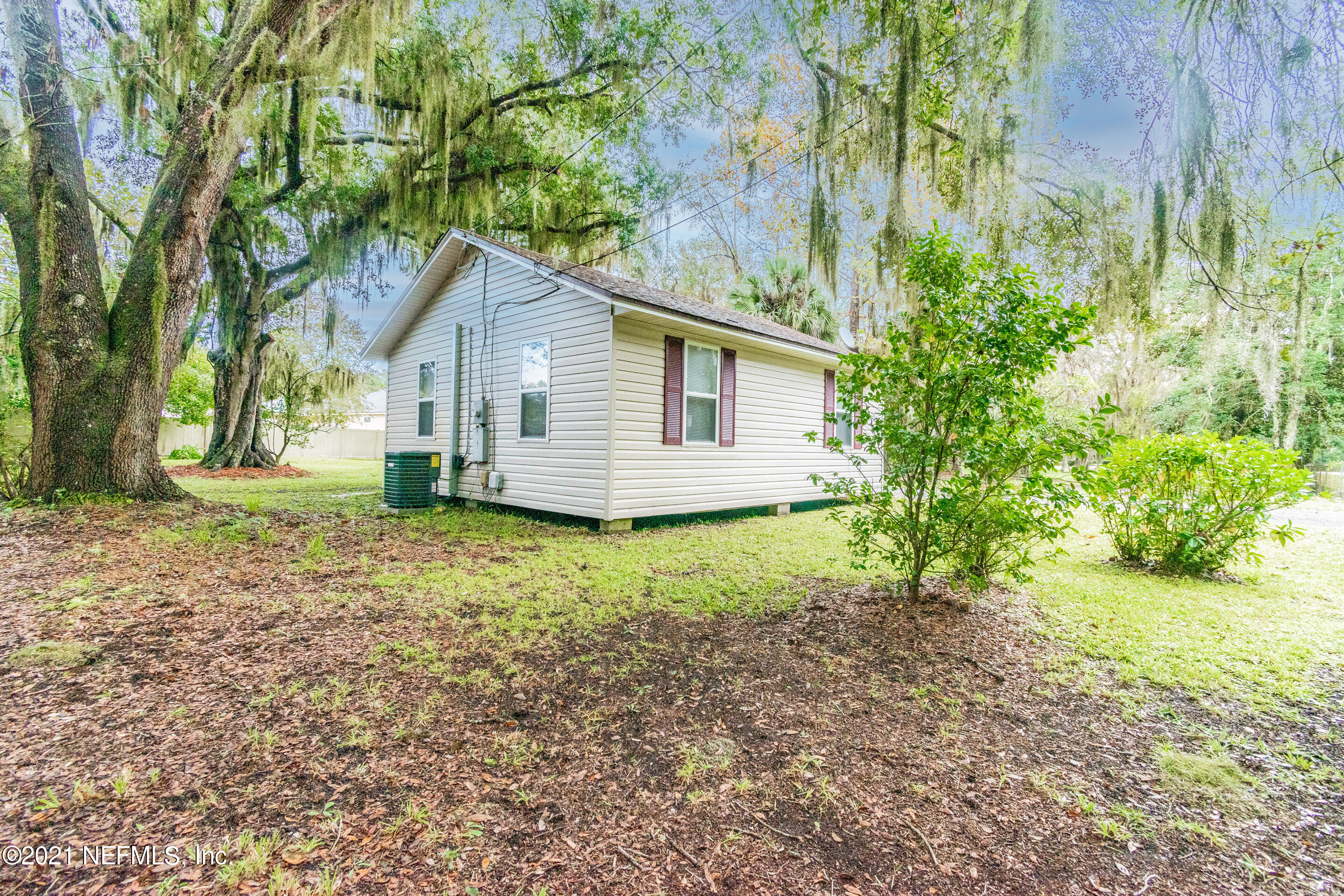 3049 Starratt Road Jacksonville, FL 32226 - Photo 29 of 46 LEFT SIDE