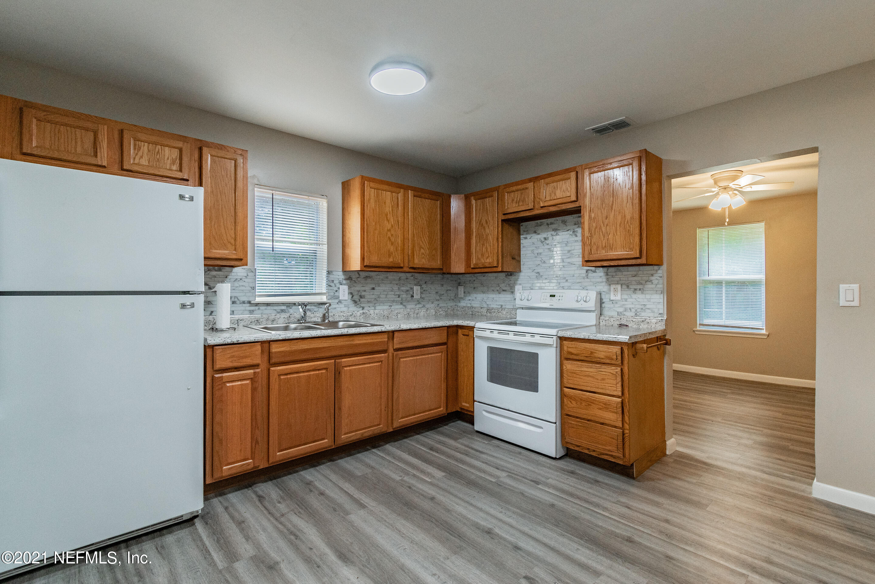 3049 Starratt Road Jacksonville, FL 32226 - Photo 7 of 46 KITCHEN