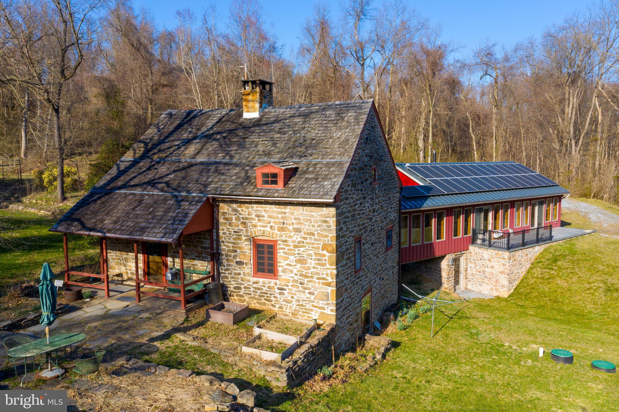 1397 Amosite Road Bainbridge, PA 17502 - Photo 2 of 48 Gallery Image 2