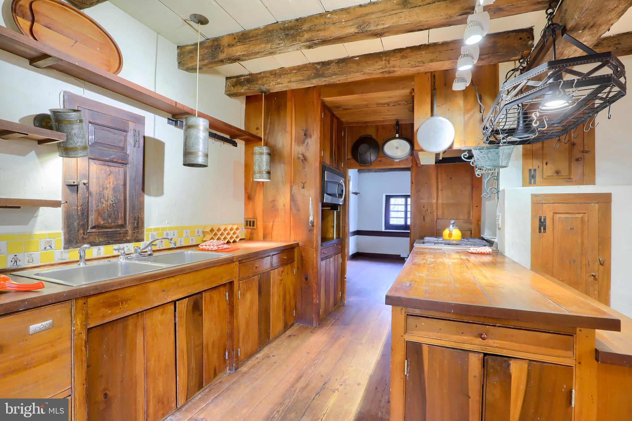1397 Amosite Road Bainbridge, PA 17502 - Photo 12 of 48 Gallery Image 12