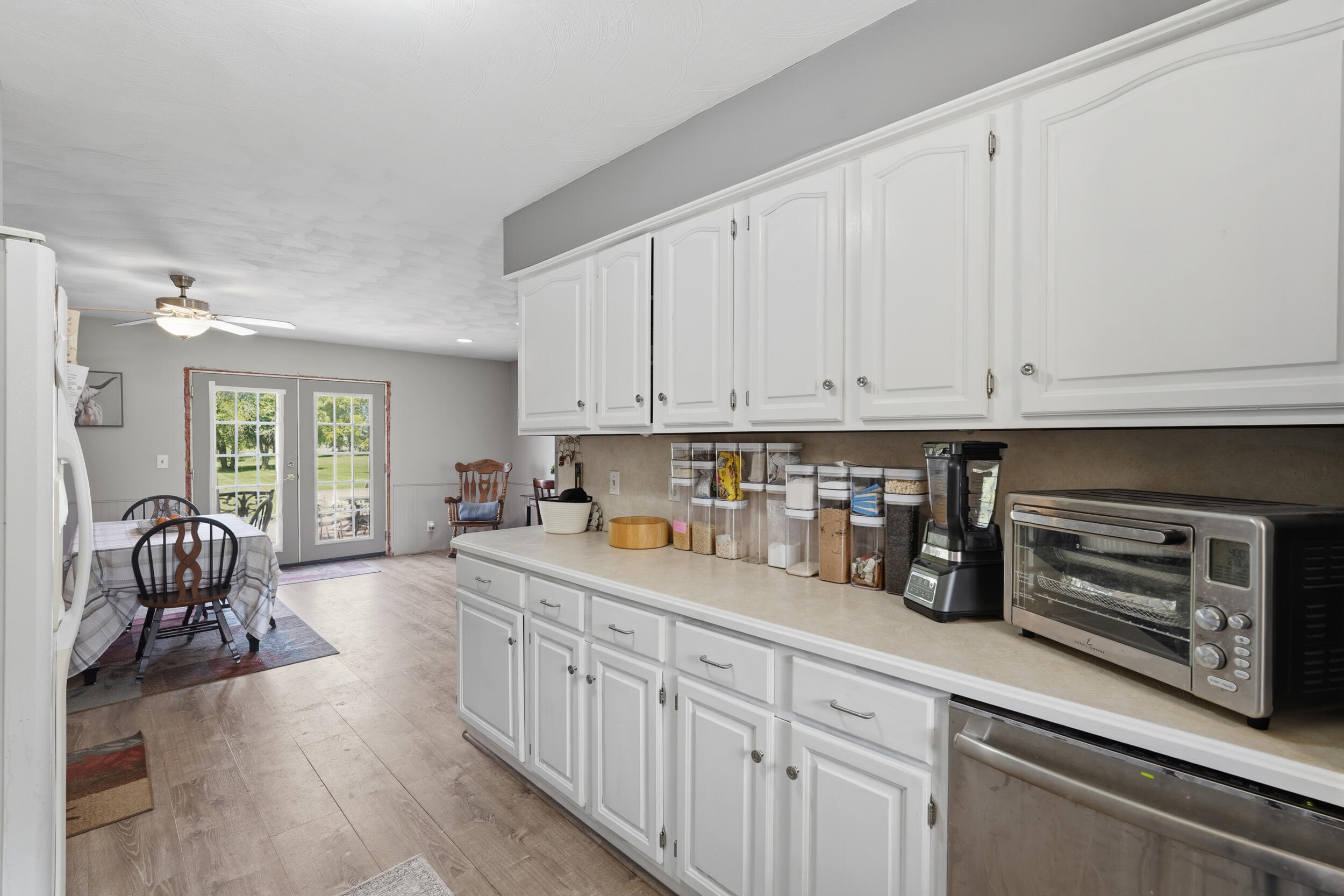 5430 Cook Road Swartz Creek, MI 48473 - Photo 11 of 39 Cook Rd Kitchen 5