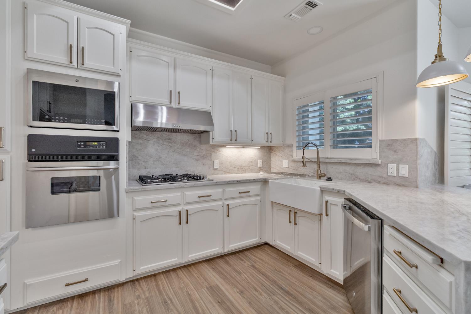 467 South Maple Drive Reedley, CA 93654 - Photo 13 of 65