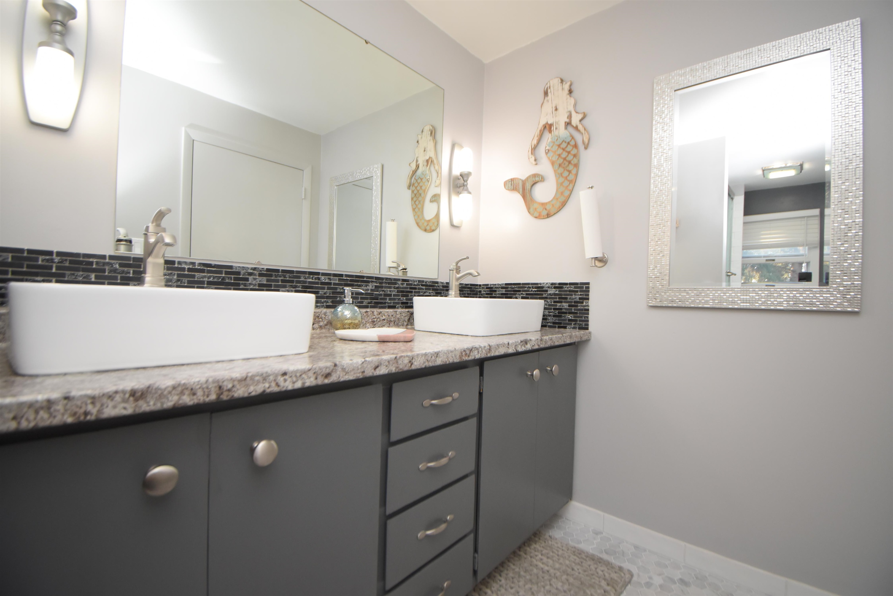 2345 South Durand Road Lennon, MI 48449 - Photo 19 of 62 50095771-18.JPG