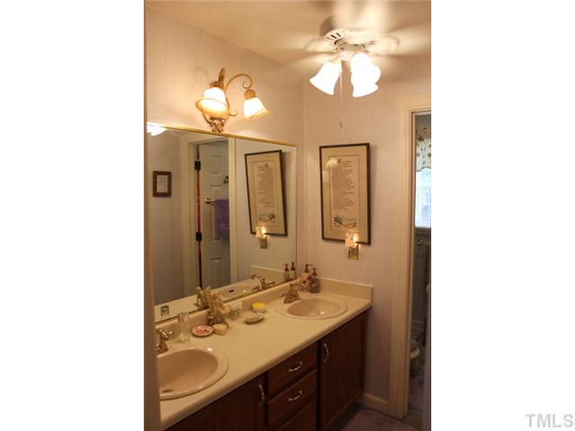 2005 Tanglewood Road Rocky Mount, NC 27804 - Photo 6 of 20 Gallery Image 6
