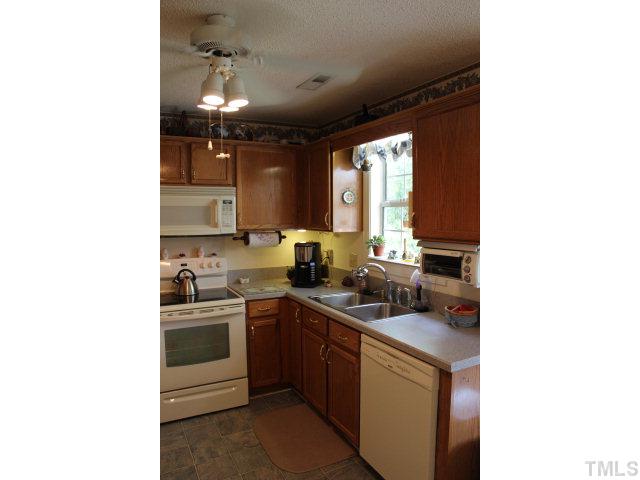 2005 Tanglewood Road Rocky Mount, NC 27804 - Photo 8 of 20 Gallery Image 8