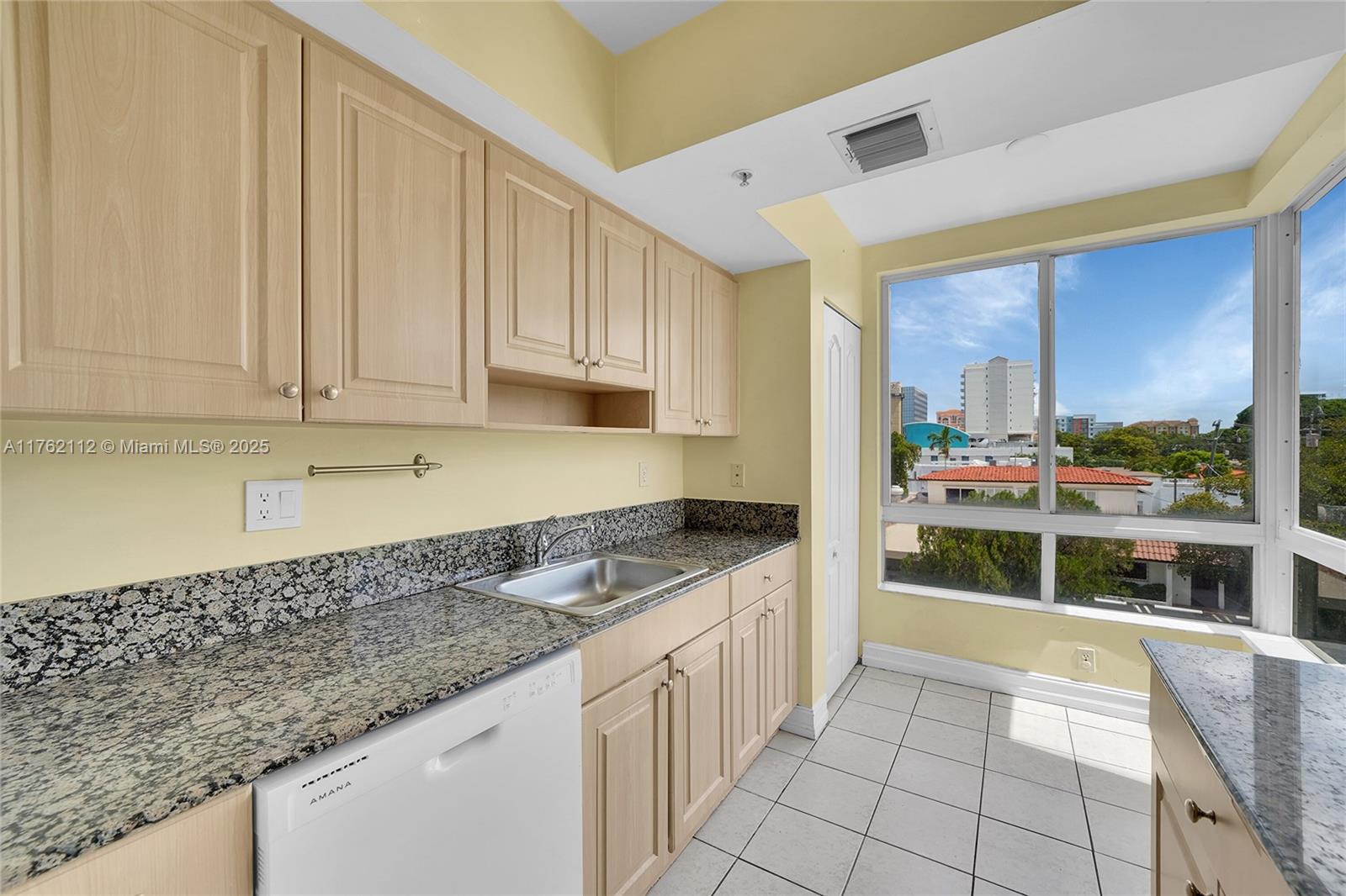 2501 Douglas Road, Unit 301 Miami, FL 33133 - Photo 9 of 22 Gallery Image 9