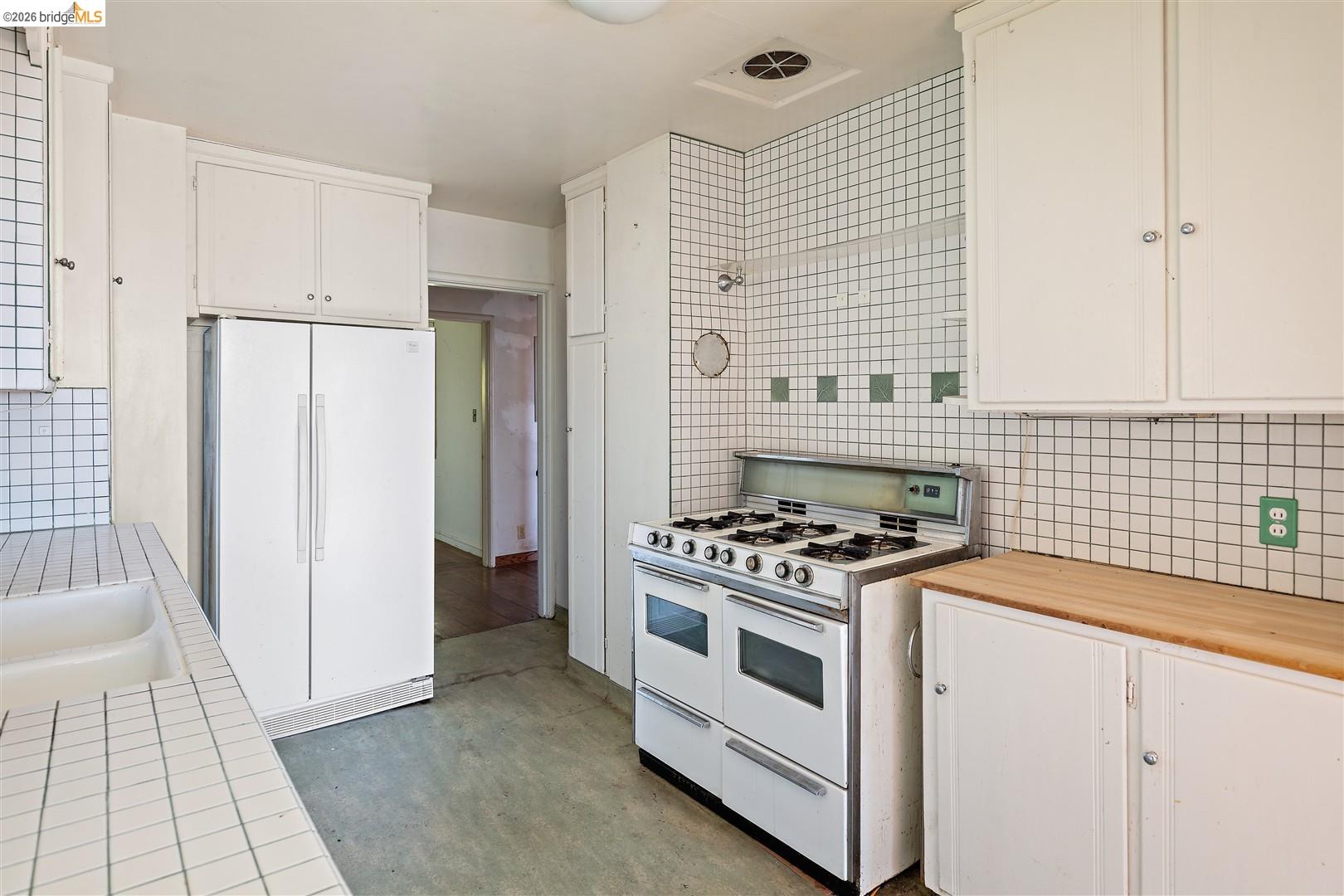 870 Keeler Avenue Berkeley, CA 94708 - Photo 18 of 37