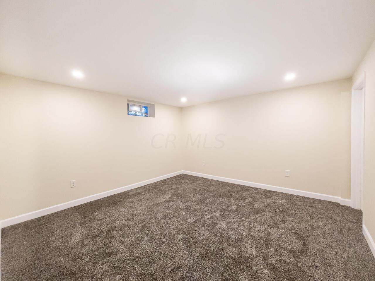 1325 Lockbourne Road Columbus, OH 43206 - Photo 21 of 24 Bed Room 3