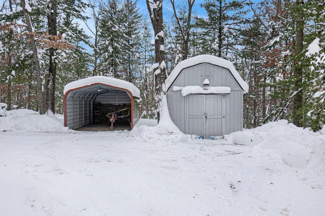 $299,900 | 8589 South Star Lake Drive, Baldwin, MI 49304