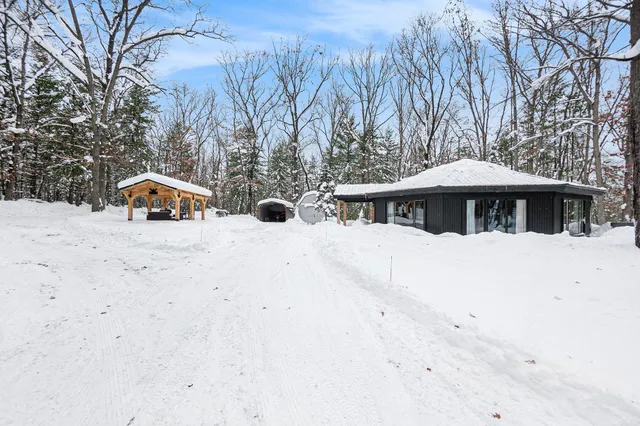 $299,900 | 8589 South Star Lake Drive, Baldwin, MI 49304