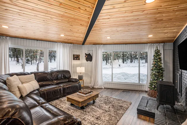 $299,900 | 8589 South Star Lake Drive, Baldwin, MI 49304