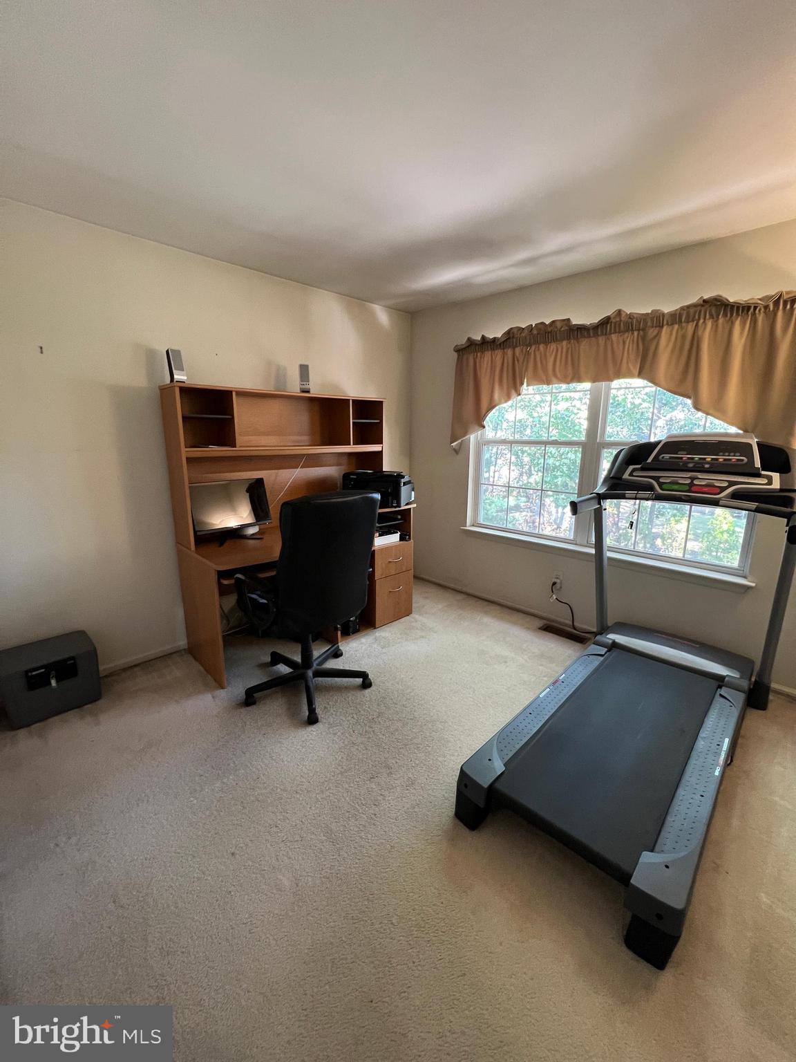 22 Read Drive, Unit DR Sicklerville, NJ 08081 - Photo 37 of 49 a workspace with furniture and window